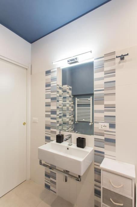 Frangipane 31 Monti Terrace Apartment Rome Exterior photo